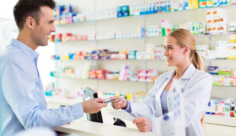 Quais os principais aspectos de controle e legislação para farmácias?
